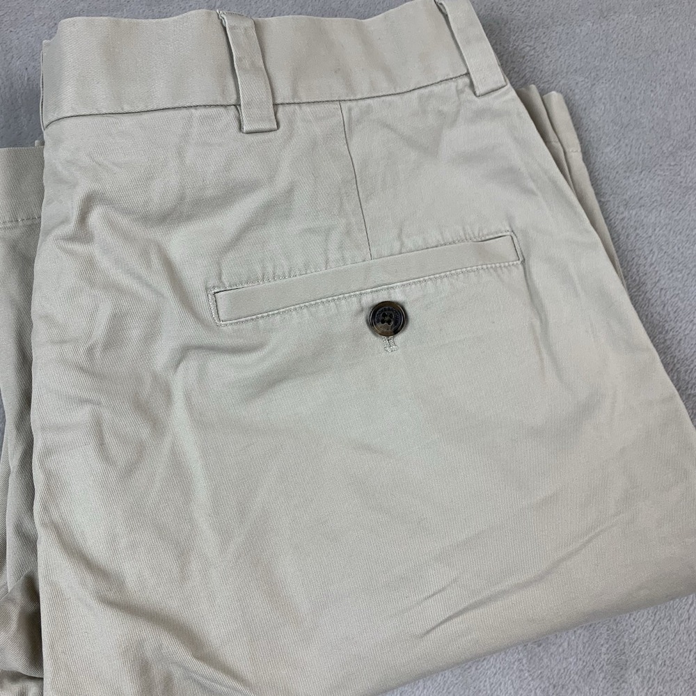 Brooks Brothers Bermuda Short Mens 32* Beige Chino Flat Front Cotton Golf Casual